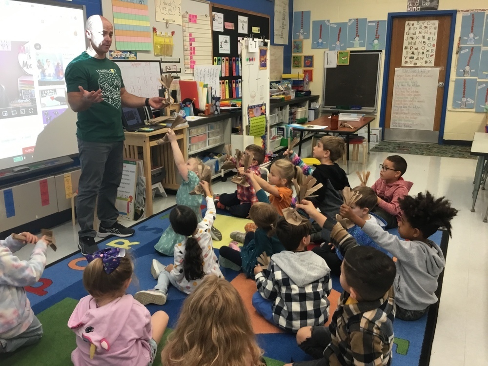 OFRS Kindergarteners Learn with the STEM Coach